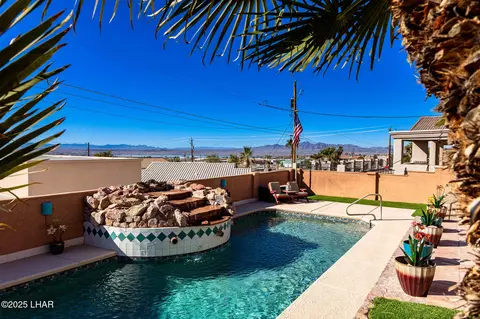 875 Wallingford Pl, Lake Havasu City, AZ 86406