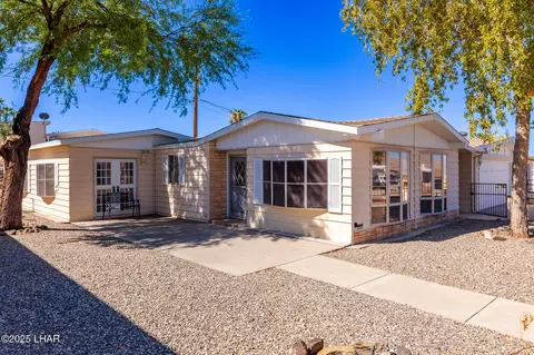 3137 Lake Dr, Lake Havasu City, AZ 86404