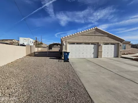 4270 Boulder Dr, Lake Havasu City, AZ 86406