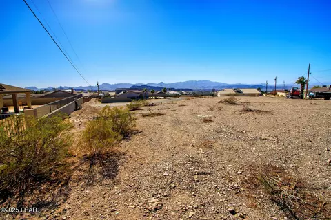 3951 Flint Dr, Lake Havasu City, AZ 86406