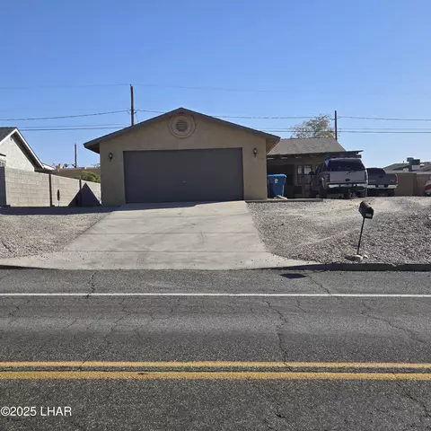3020 Saratoga Ave, Lake Havasu City, AZ 86406