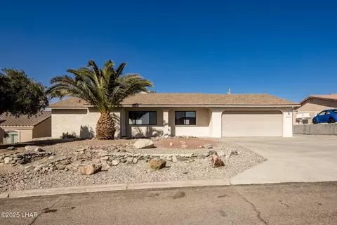 2865 War Eagle Dr, Lake Havasu City, AZ 86406