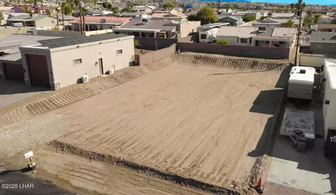 3540 Mockingbird Dr, Lake Havasu City, AZ 86406