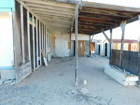Exterior - 47752 Quail Walk Ln, Bouse, AZ 85325 photo 5 of 8
