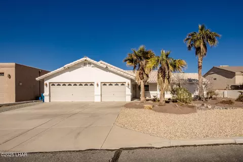 2993 Crater Dr, Lake Havasu City, AZ 86404