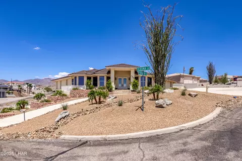 3860 Texoma Dr, Lake Havasu City, AZ 86404