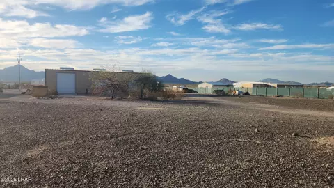 52204 Century Dr, Quartzsite, AZ 85346