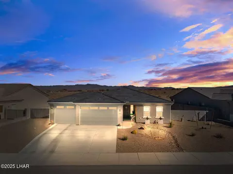 3448 Mc Clintock St, Kingman, AZ 86401