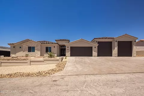 2371 Stroke Dr, Lake Havasu City, AZ 86406