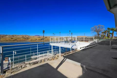 358 E Riverfront Dr, Parker, AZ 85344 photo 3