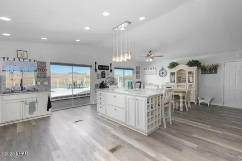 358 E Riverfront Dr, Parker, AZ 85344 photo 14