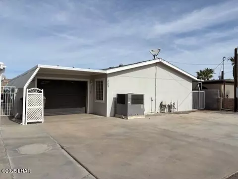 358 E Riverfront Dr, Parker, AZ 85344 photo 2