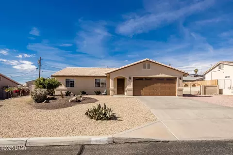 3585 Bluecrest Dr, Lake Havasu City, AZ 86406