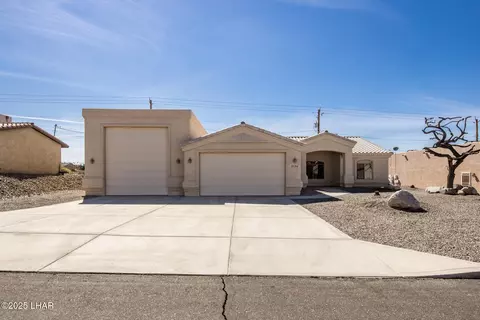 2790 Arabian Dr, Lake Havasu City, AZ 86404