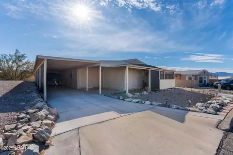 2610 Honeybear Dr, Lake Havasu City, AZ 86404
