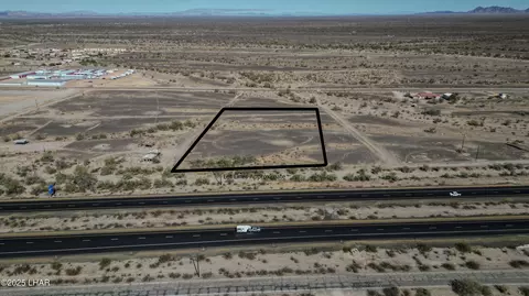 3205 E Mockingbird St, Quartzsite, AZ 85346