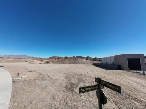 2496 Flat Irons Ln, Lake Havasu City, AZ 86406