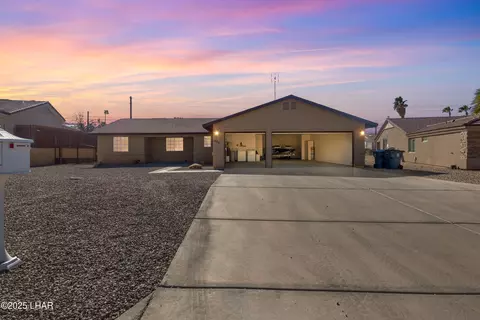 839 Avalon Ave, Lake Havasu City, AZ 86404