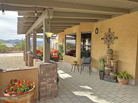 973 Molly Gibson Dr, Lake Havasu City, AZ 86406
