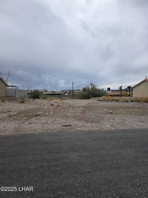 3560 Indian Peak Dr, Lake Havasu City, AZ 86406