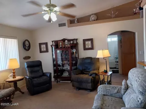 44235 Olive St, Bouse, AZ 85325 photo 4
