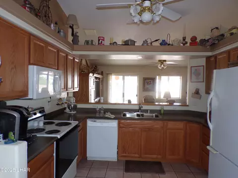 44235 Olive St, Bouse, AZ 85325 photo 9
