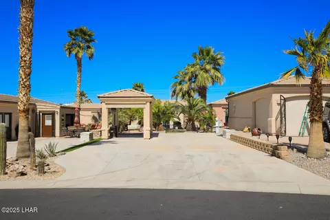 1905 Victoria Farms Apt 329 Rd, Lake Havasu City, AZ 86404