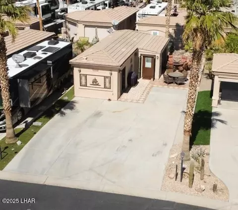1905 Victoria Farms Apt 330 Rd, Lake Havasu City, AZ 86404