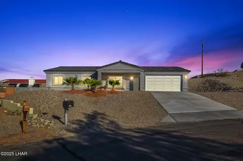 3381 Date Row Dr, Lake Havasu City, AZ 86404