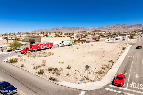 3651 Jamaica Blvd S, Lake Havasu City, AZ 86406