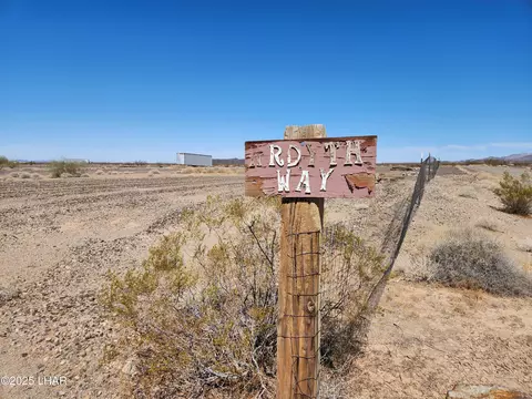55821 Golden Way, Salome, AZ 85348