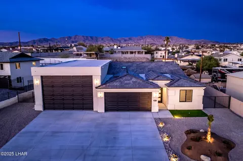 2611 Packet Ln, Lake Havasu City, AZ 86403
