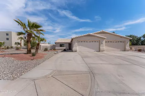 80 Aspen Dr #101, Lake Havasu City, AZ 86403