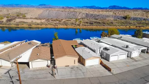 484 E Riverfront Dr, Parker, AZ 85344 photo 3
