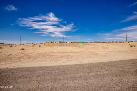 1008 Riverside Dr, Lake Havasu City, AZ 86404