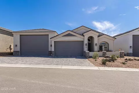 1738 E Persimmon Ave, Lake Havasu City, AZ 86404