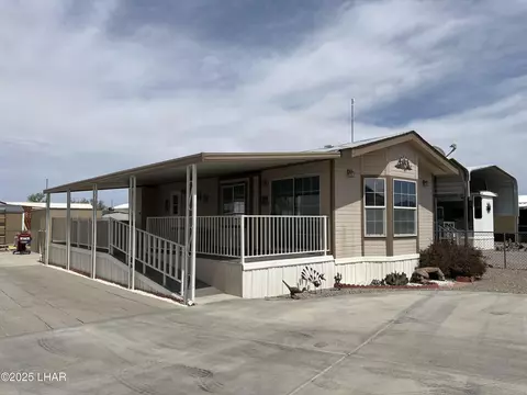 628 W Bonanza Dr, Quartzsite, AZ 85346