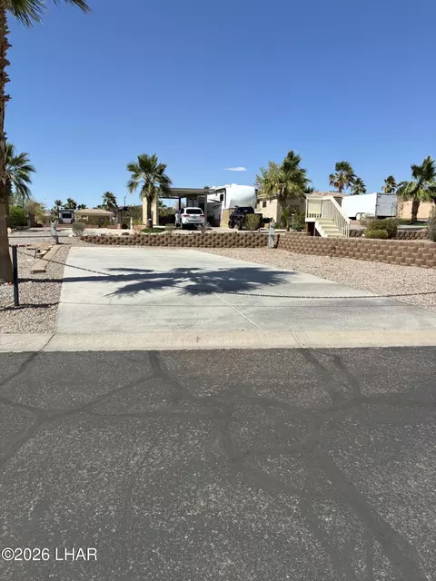 1905 Victoria Farms Rd #141, Lake Havasu City, AZ 86404