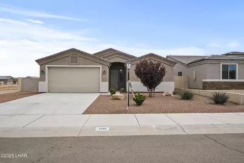 4786 E Old West Rd, Kingman, AZ 86401
