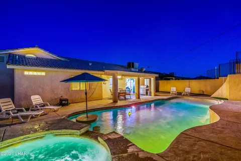 3225 Sheik Dr, Lake Havasu City, AZ 86404