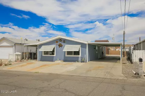 338 N Moonlight Dr, Parker, AZ 85344