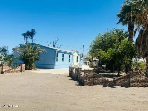 27835 Norris Ave, Bouse, AZ 85325