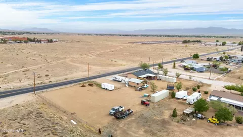 View/Area - 3030 E Gordon Dr, Kingman, AZ 86409 photo 8 of 10