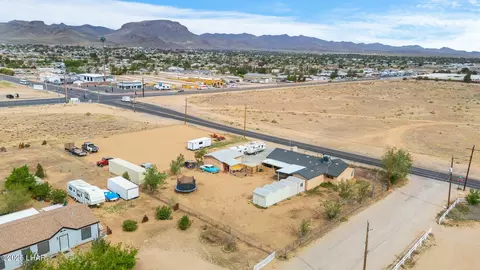 View/Area - 3030 E Gordon Dr, Kingman, AZ 86409 photo 6 of 10