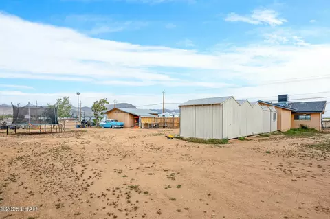 Exterior - 3030 E Gordon Dr, Kingman, AZ 86409 photo 13 of 14