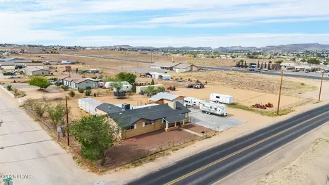 View/Area - 3030 E Gordon Dr, Kingman, AZ 86409 photo 4 of 10