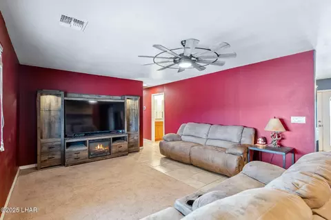 Living - 3030 E Gordon Dr, Kingman, AZ 86409 photo 1 of 1