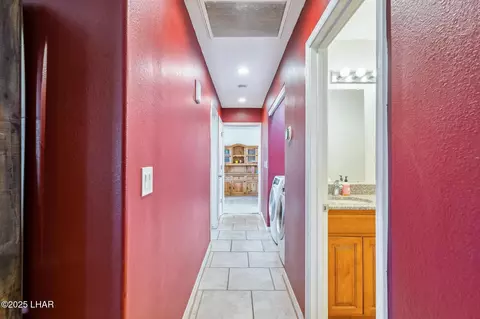 Entry Way - 3030 E Gordon Dr, Kingman, AZ 86409 photo 2 of 4