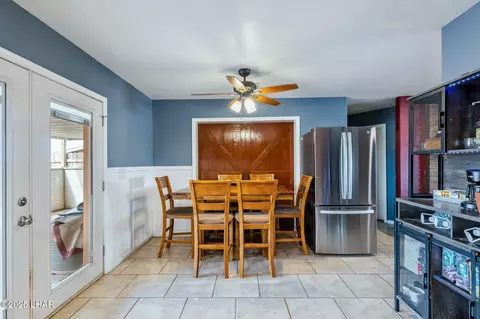 Dining - 3030 E Gordon Dr, Kingman, AZ 86409 photo 1 of 2