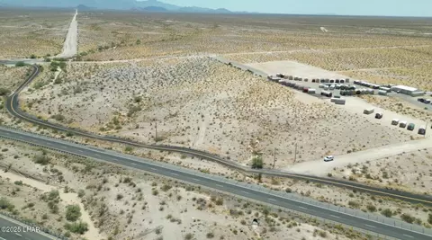 15000 Frontage Rd, Yucca, AZ 86438
